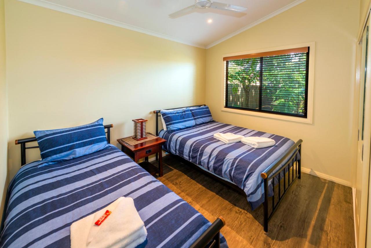 Safety Beach Bungalows Woolgoolga Esterno foto