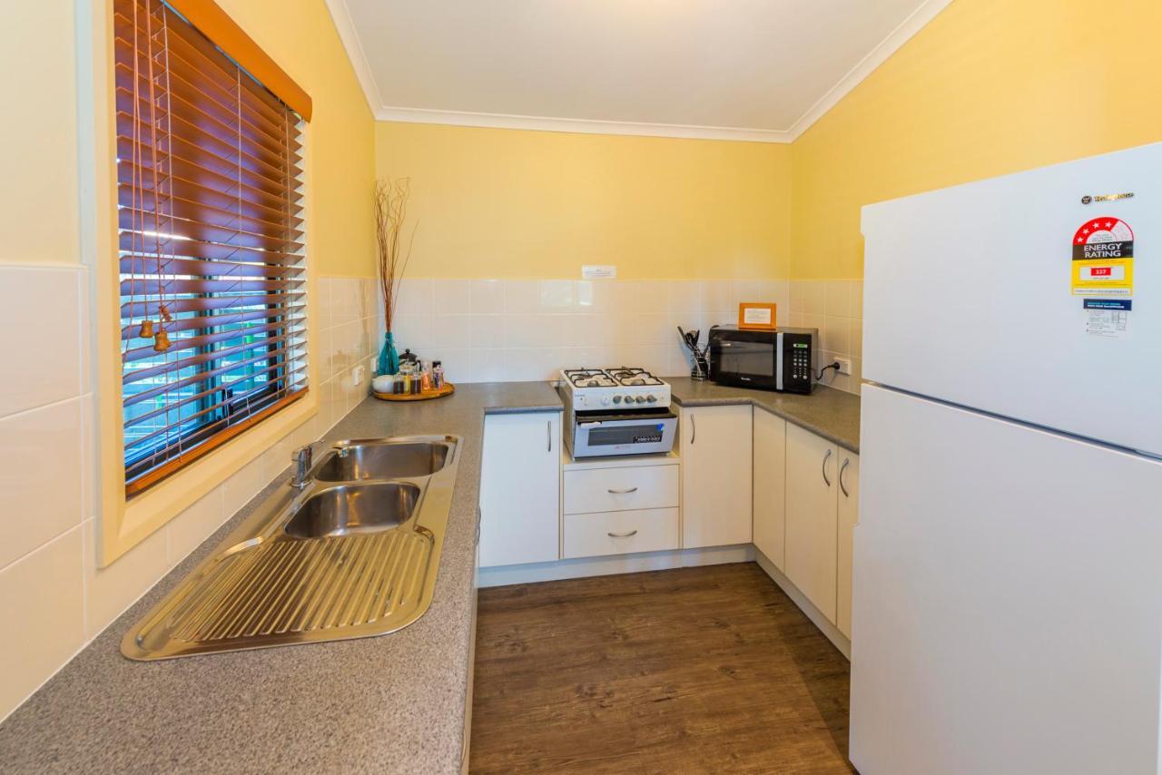 Safety Beach Bungalows Woolgoolga Esterno foto