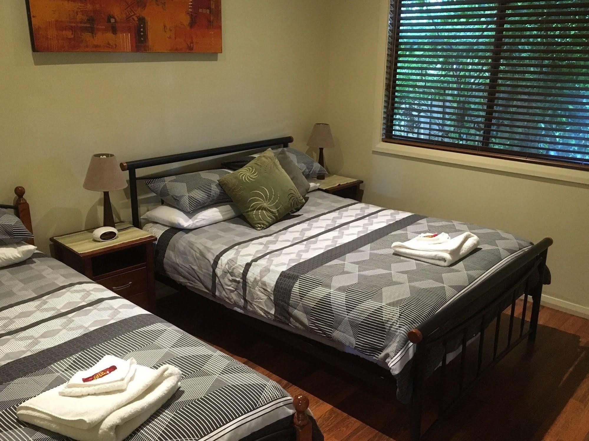 Safety Beach Bungalows Woolgoolga Esterno foto